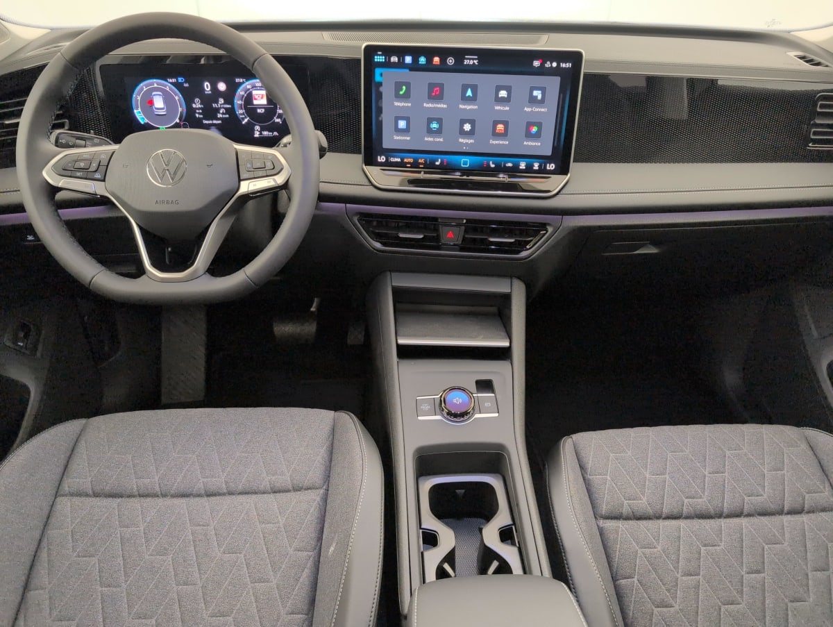 Volkswagen Tiguan - Image 88