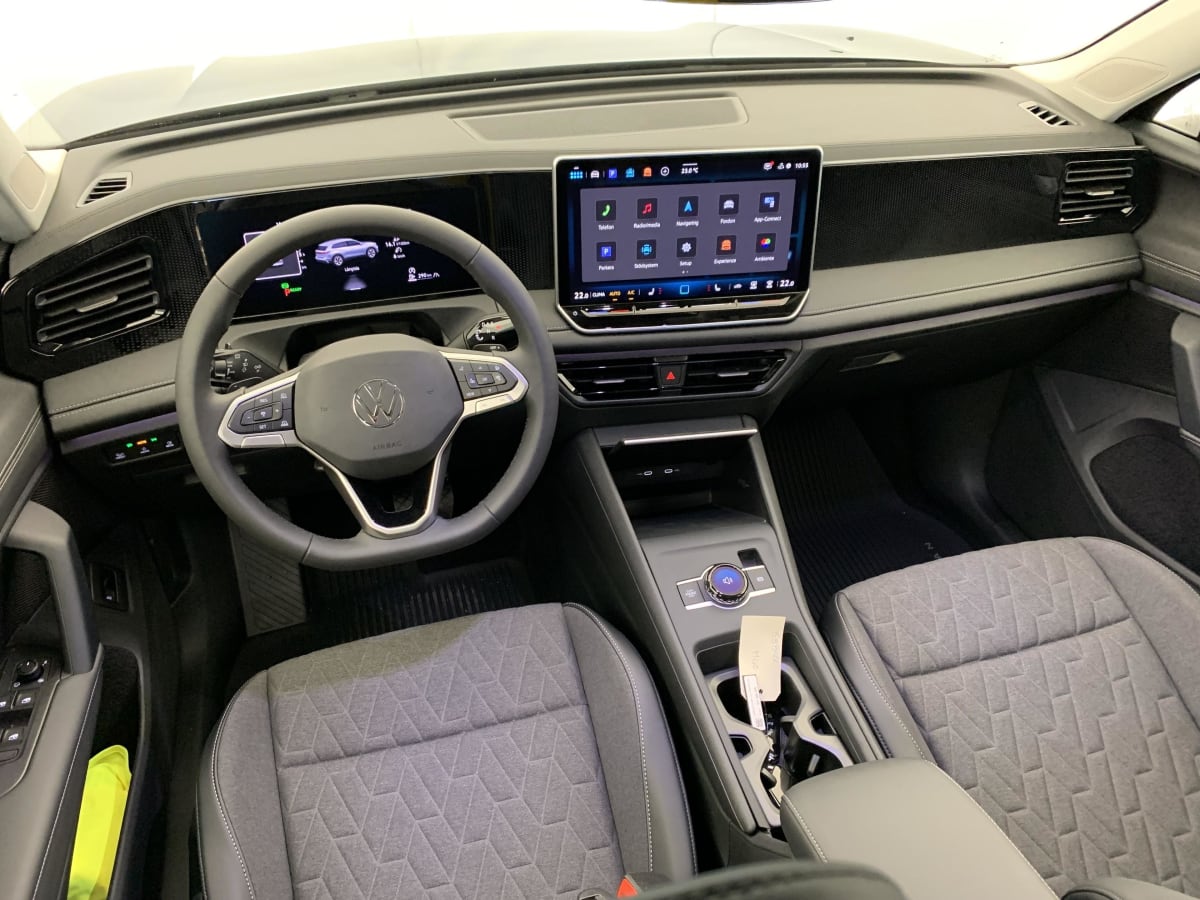 Volkswagen Tiguan - Image 65