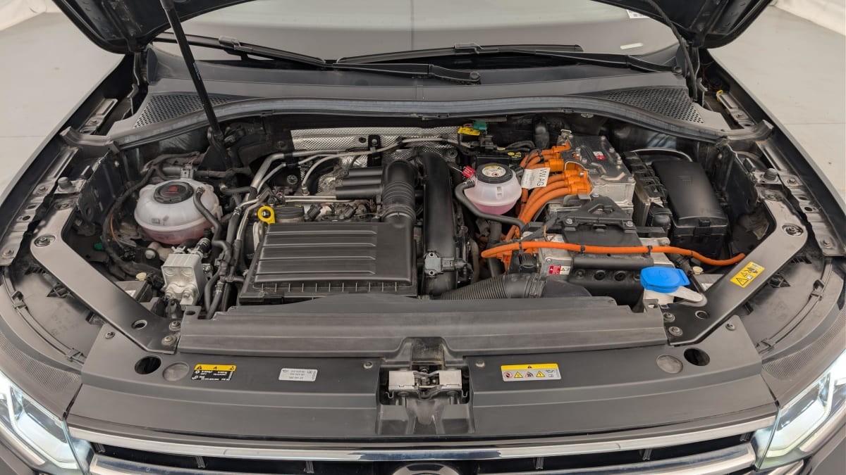 Volkswagen Tiguan - Image 23