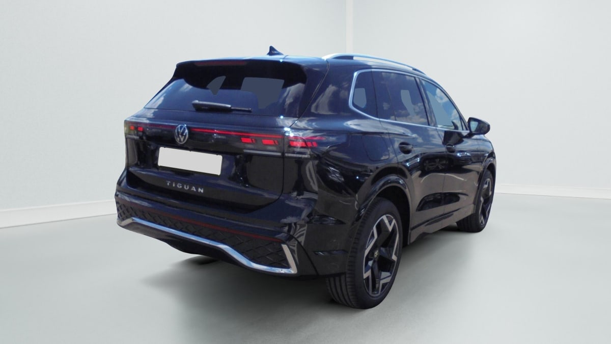 Volkswagen Tiguan - Image 7