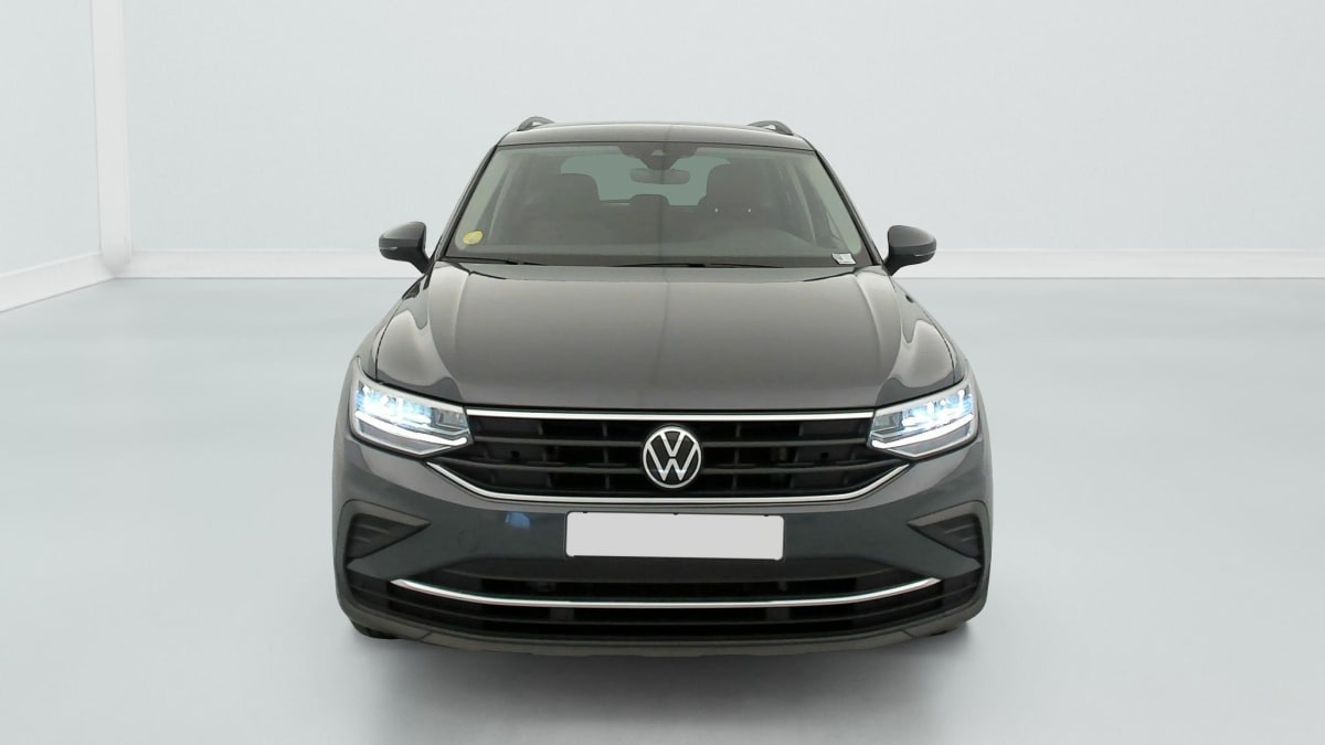 Volkswagen Tiguan - Image 2