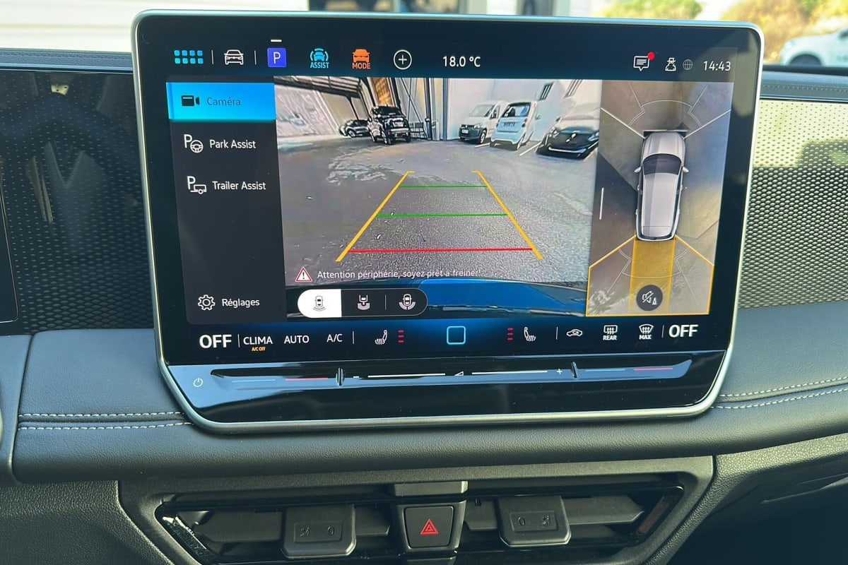 Volkswagen Tiguan - Image 19