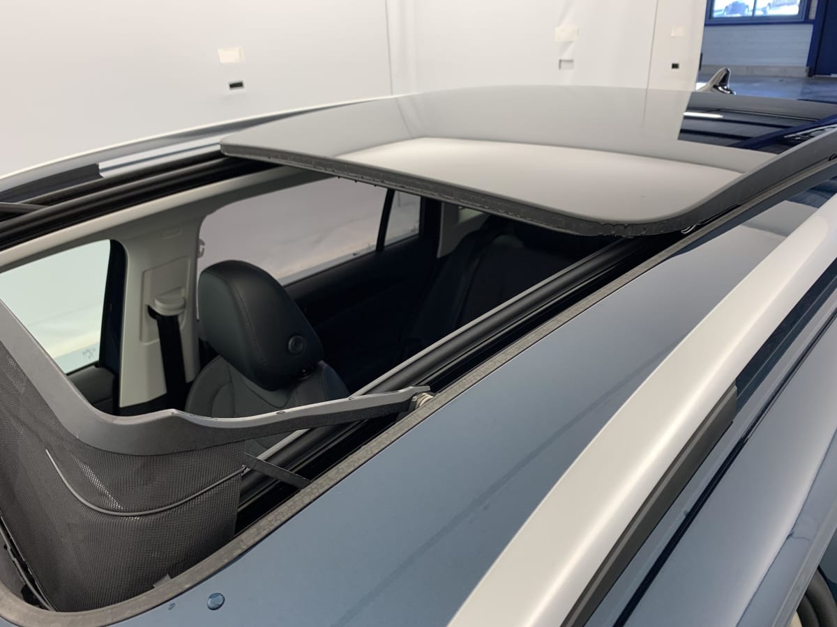Volkswagen Tiguan - Image 54