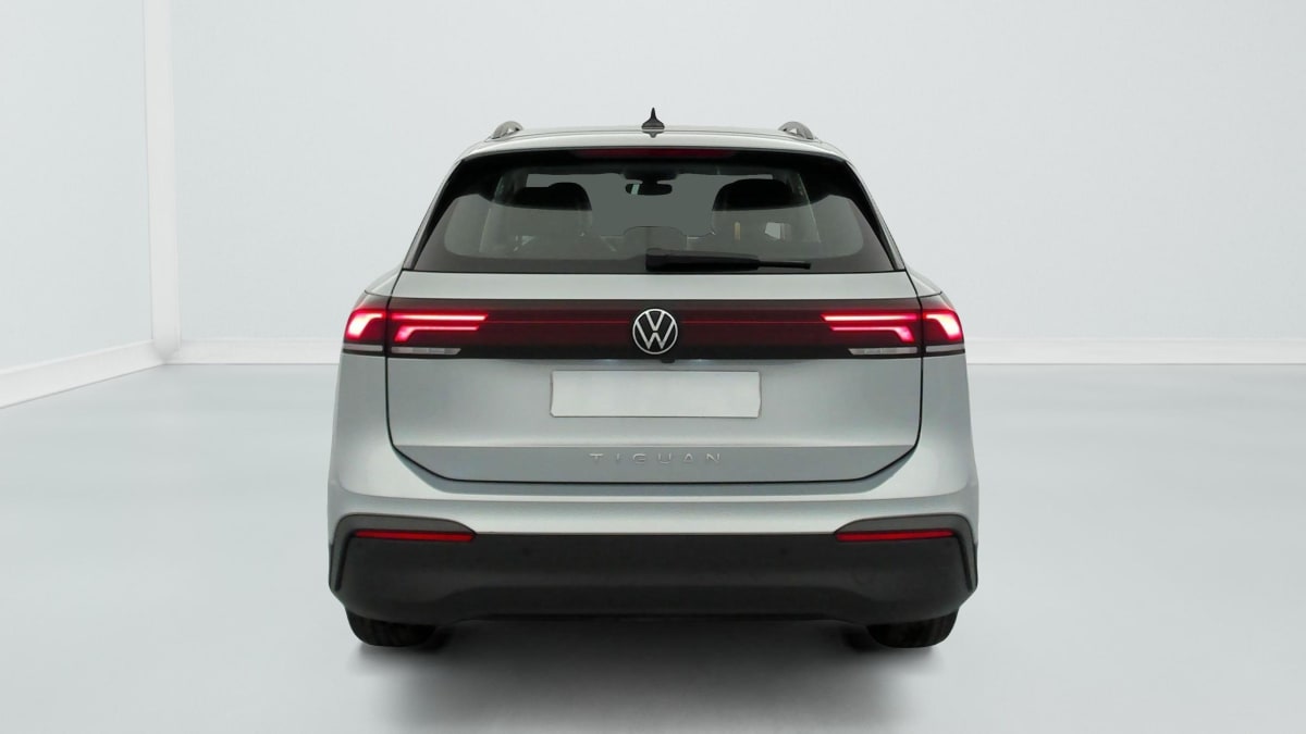 Volkswagen Tiguan - Image 6