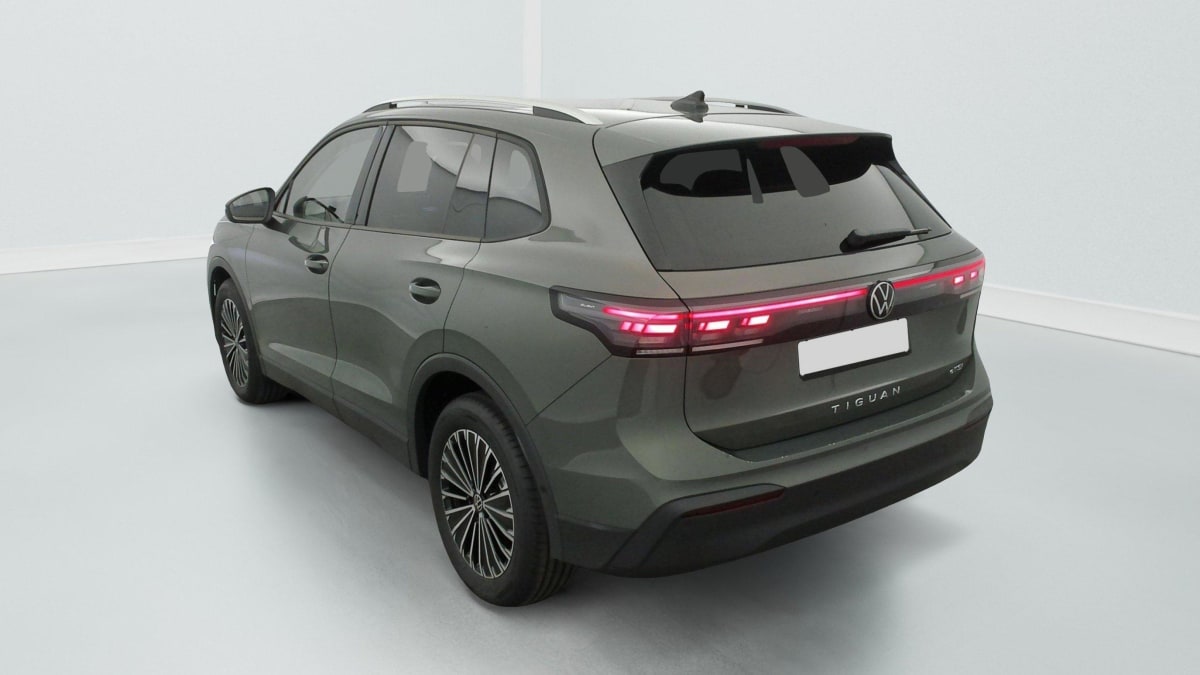 VOLKSWAGEN TIGUAN 1.5 ETSI 150CV DSG7 LIFE PLUS