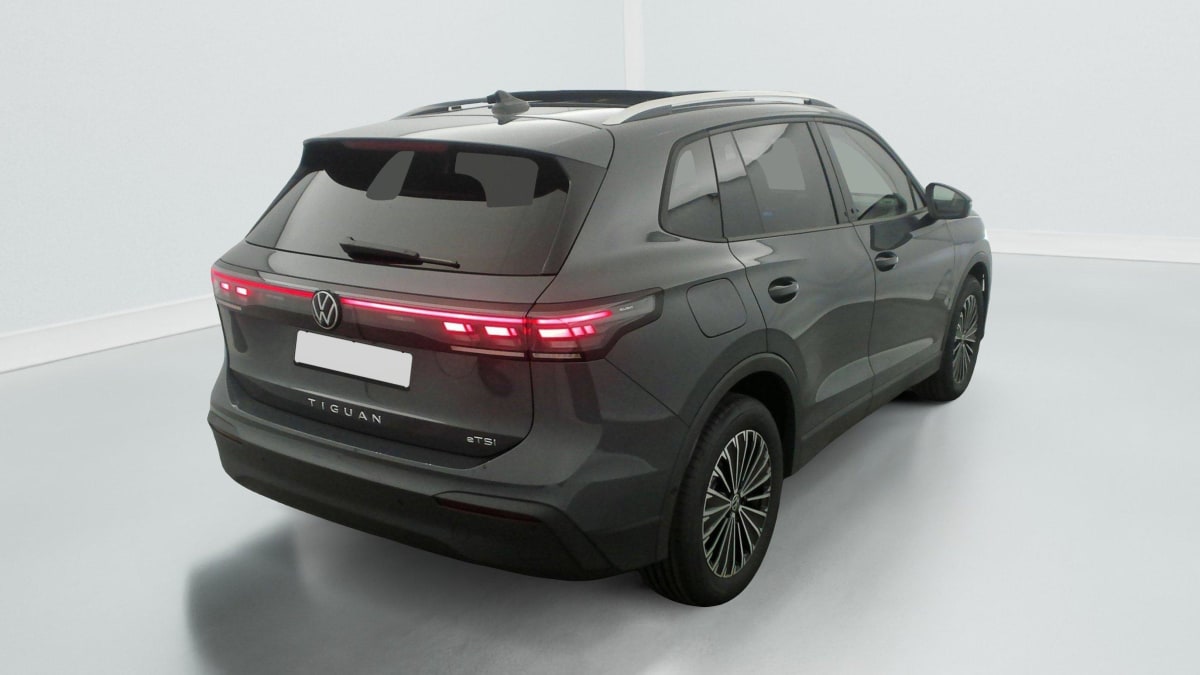 VOLKSWAGEN TIGUAN 1.5 ETSI 150CV DSG7 LIFE PLUS