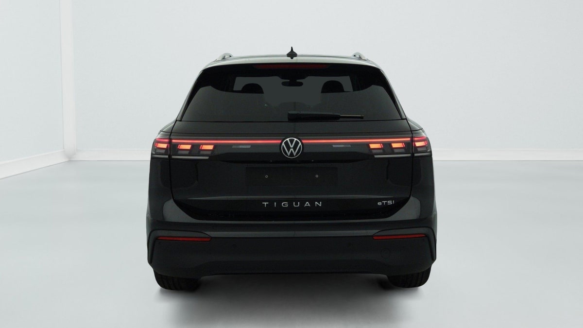 VOLKSWAGEN TIGUAN 1.5 ETSI 150CV DSG7 LIFE PLUS