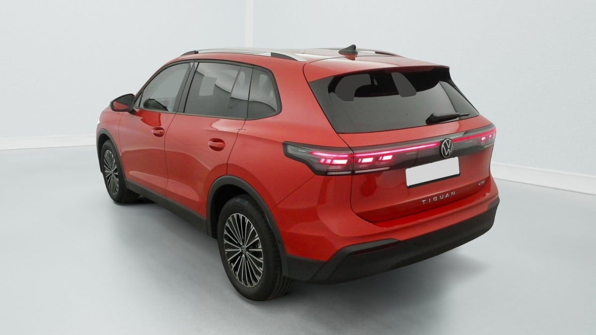 VOLKSWAGEN TIGUAN 1.5 ETSI 150CV DSG7 LIFE PLUS
