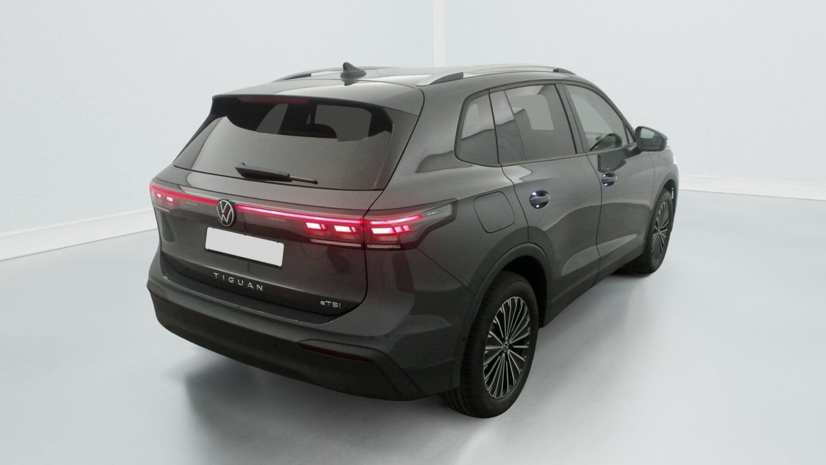VOLKSWAGEN TIGUAN 1.5 ETSI 150CV DSG7 LIFE PLUS