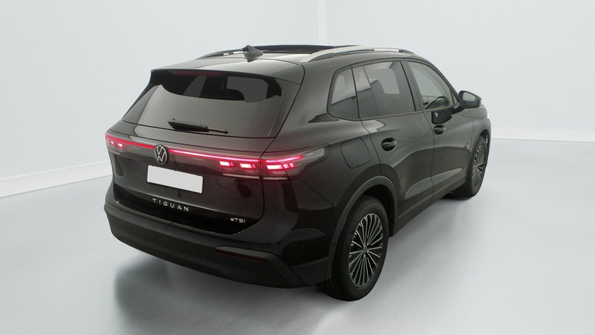 VOLKSWAGEN TIGUAN 1.5 ETSI 150CV DSG7 LIFE PLUS