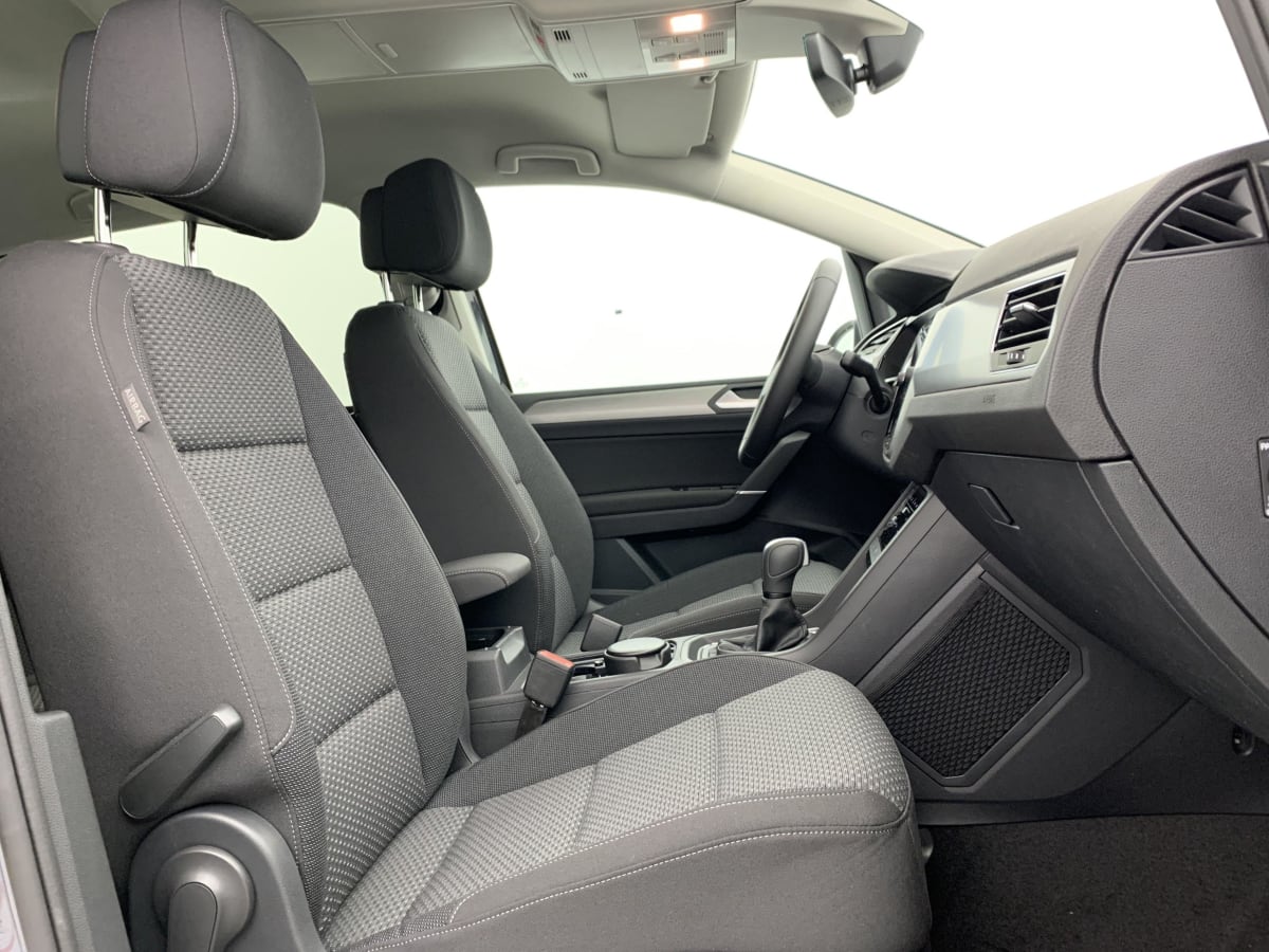 Volkswagen Touran - Image 9