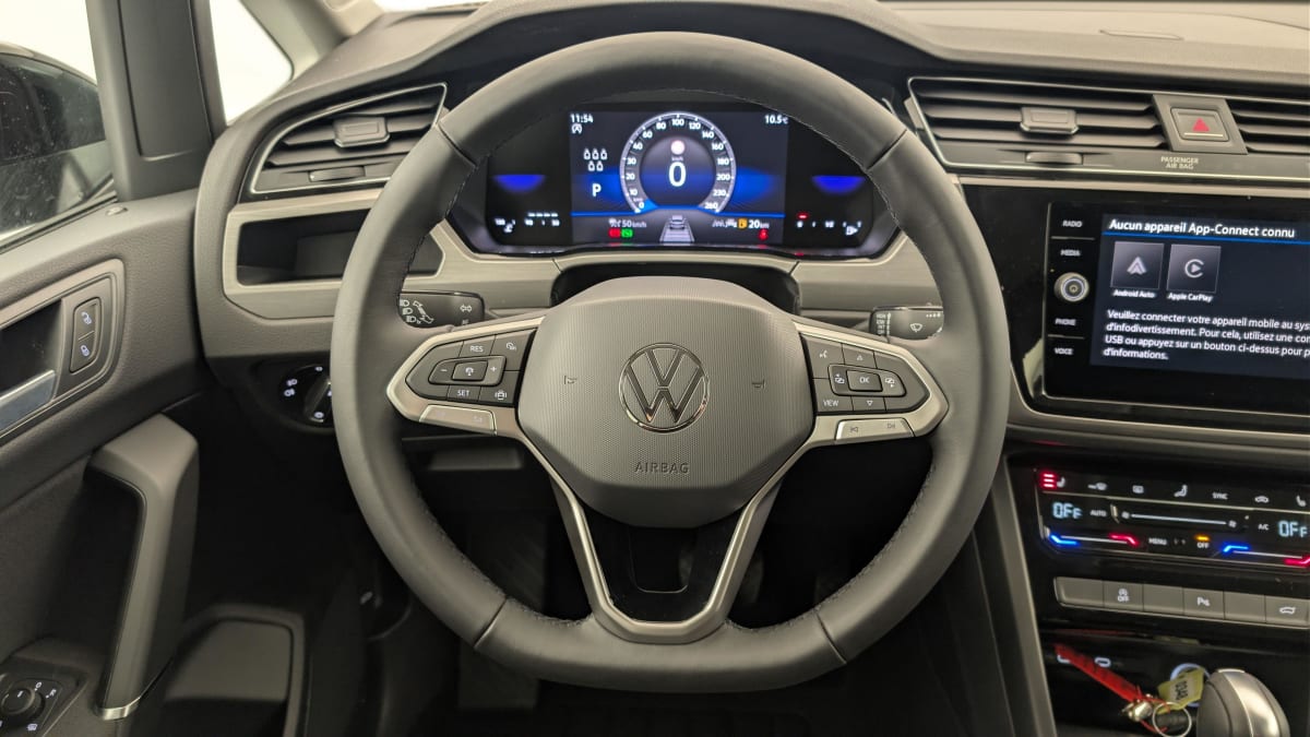Volkswagen Touran - Image 60