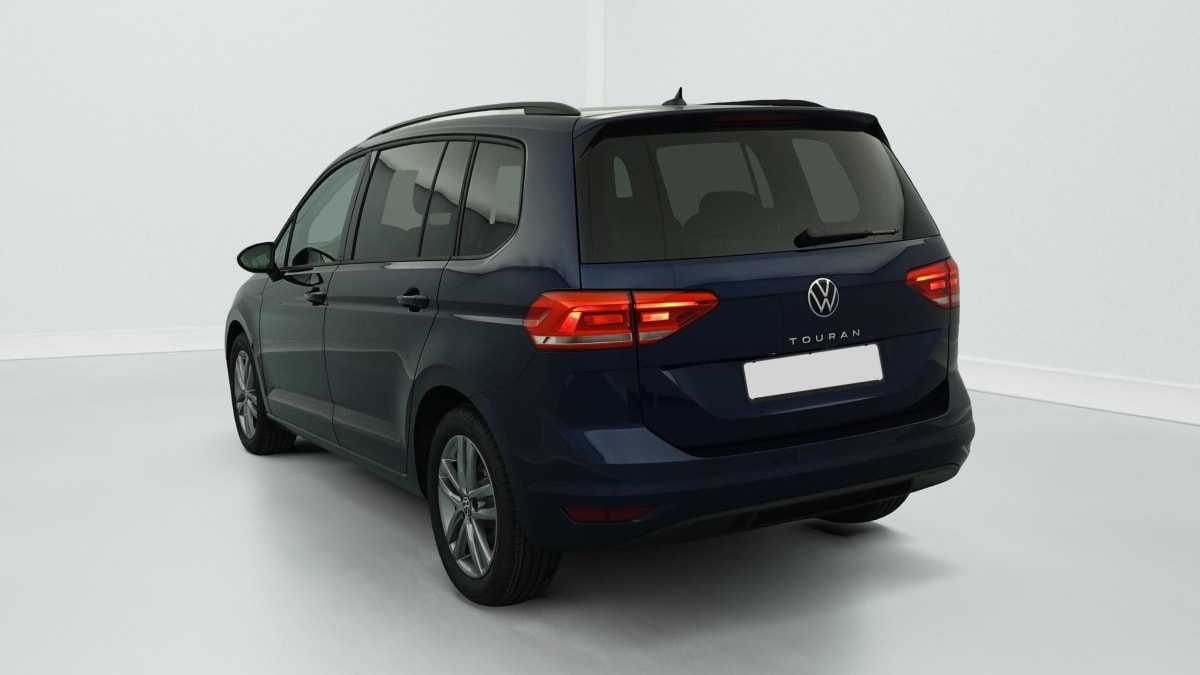 Volkswagen Touran - Image 26