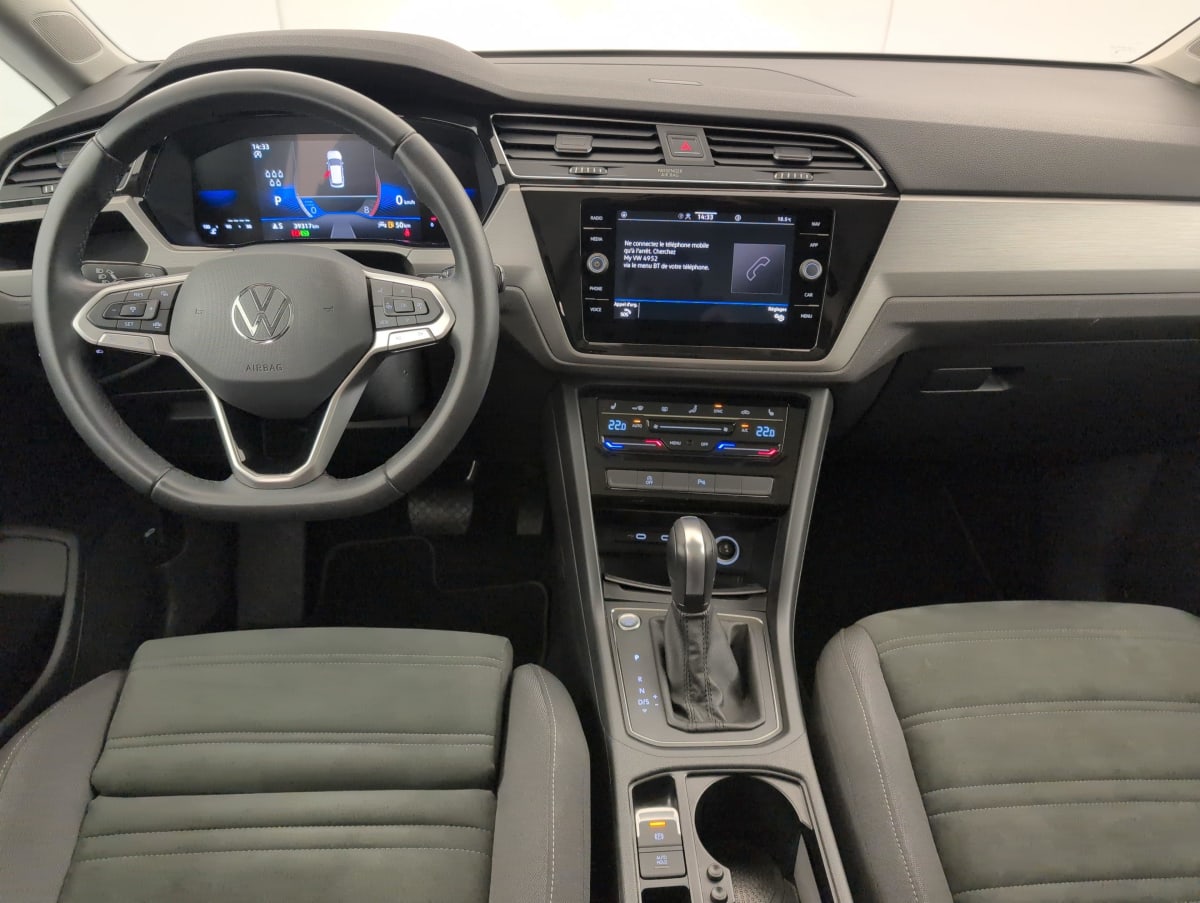 Volkswagen Touran - Image 13