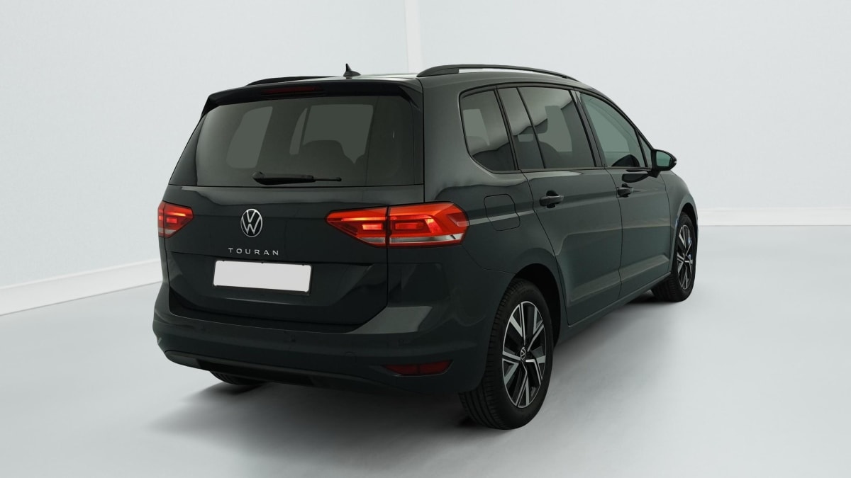 Volkswagen Touran - Image 7