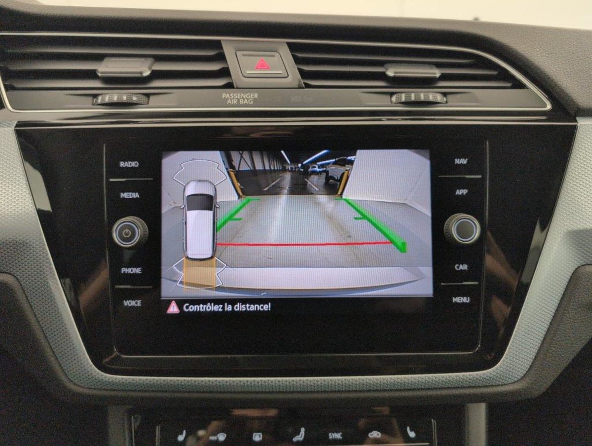 Volkswagen Touran - Image 18