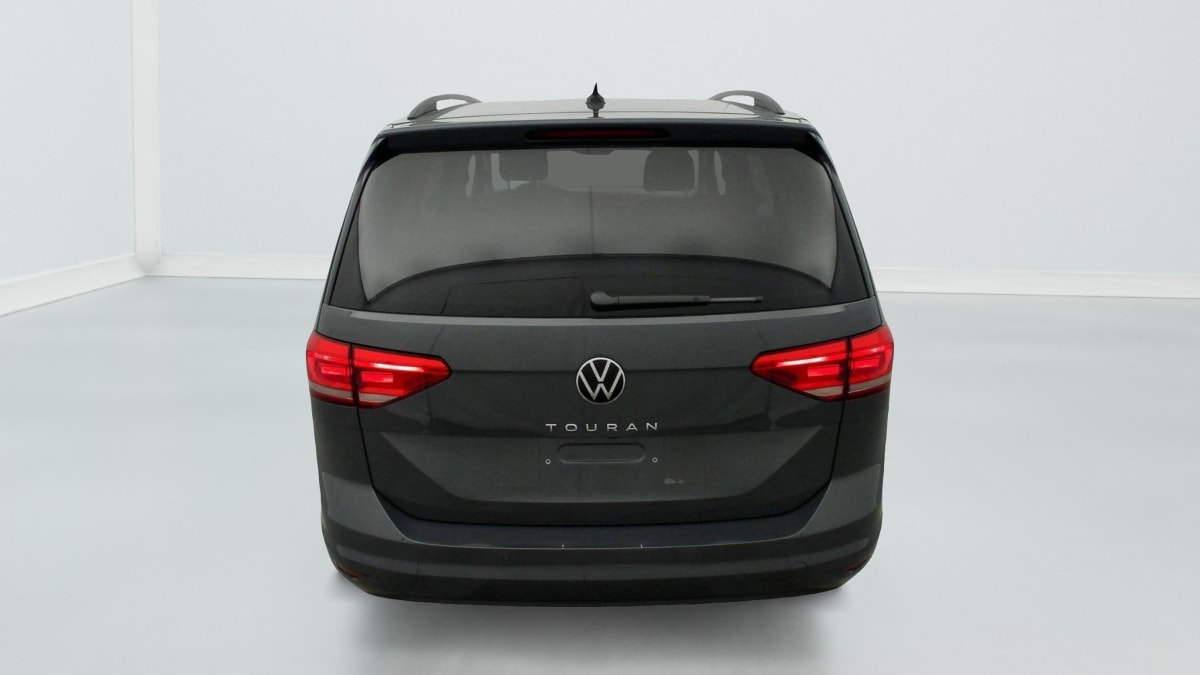 Volkswagen Touran - Image 6