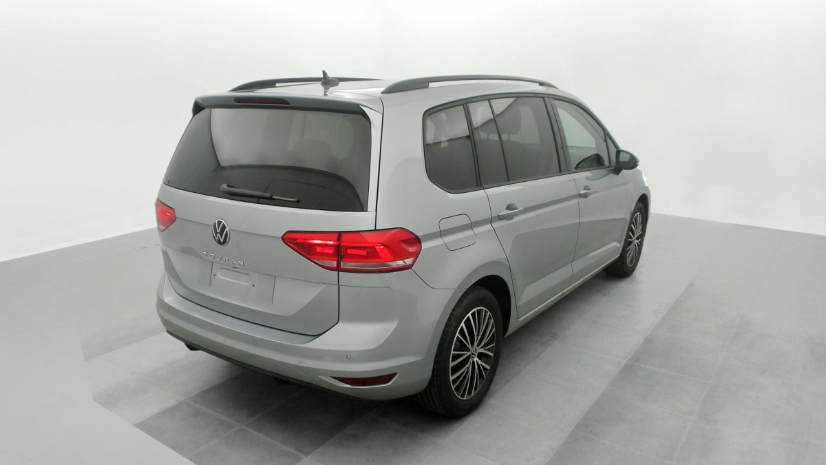 VOLKSWAGEN TOURAN 1.5 TSI EVO 150 DSG7 7PL VW EDITION