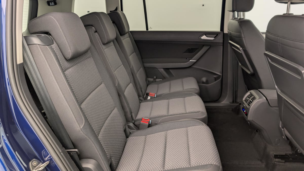 Volkswagen Touran - Image 31