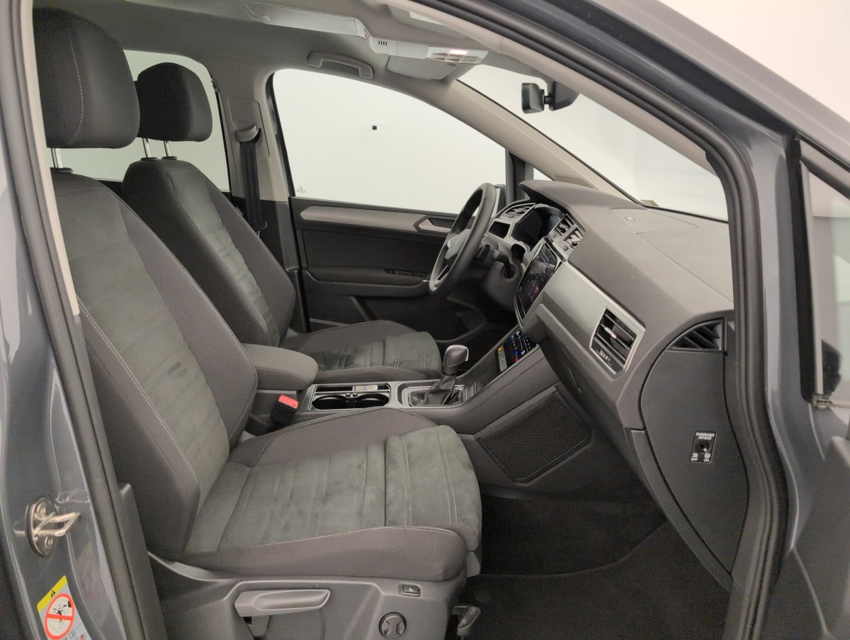 Volkswagen Touran - Image 9