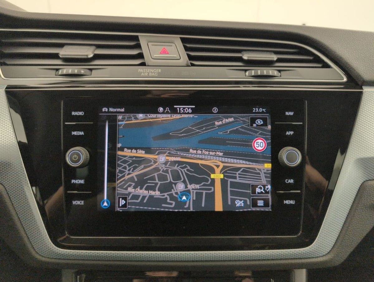 Volkswagen Touran - Image 19