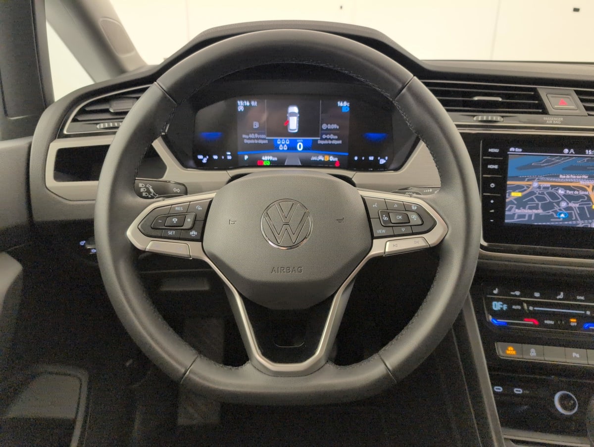 Volkswagen Touran - Image 15