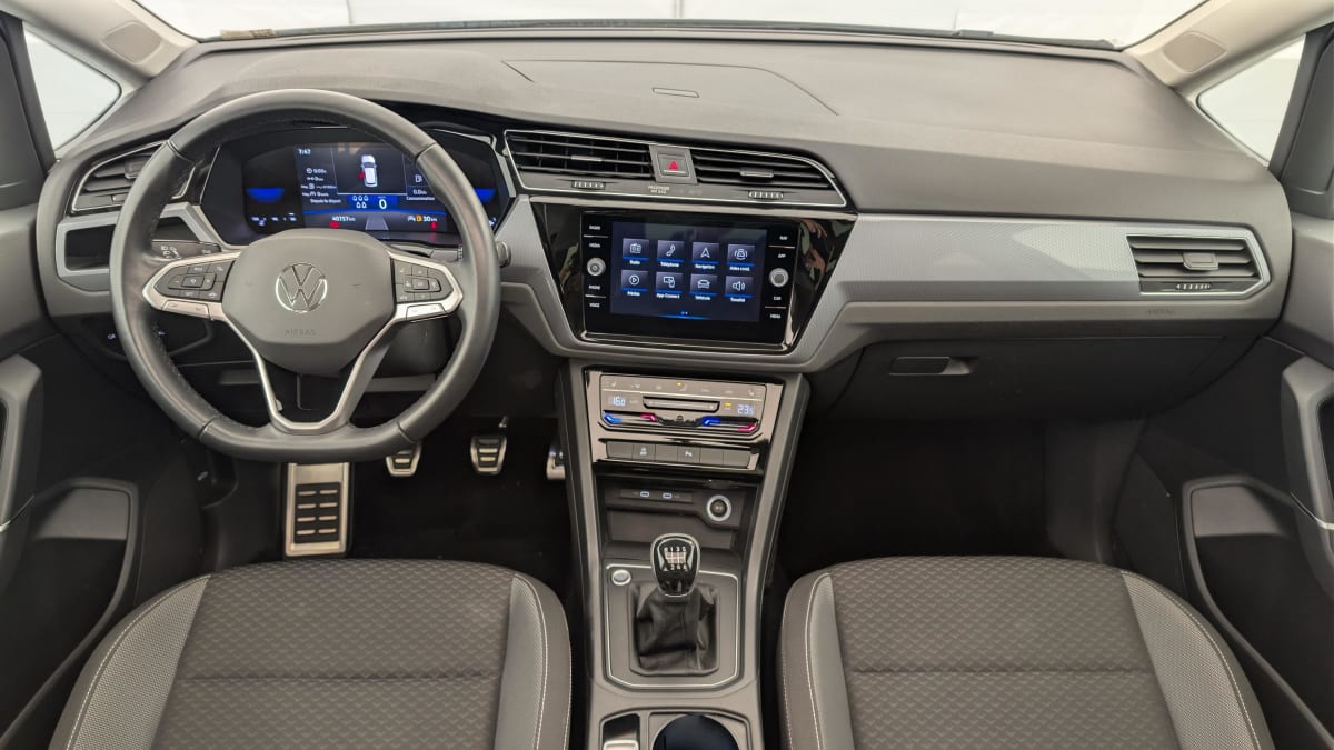 Volkswagen Touran - Image 14