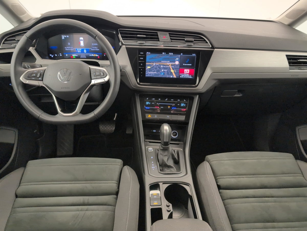 Volkswagen Touran - Image 14