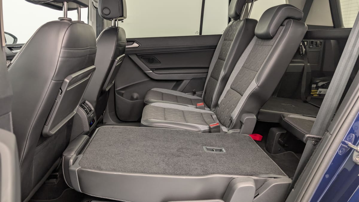 Volkswagen Touran - Image 12