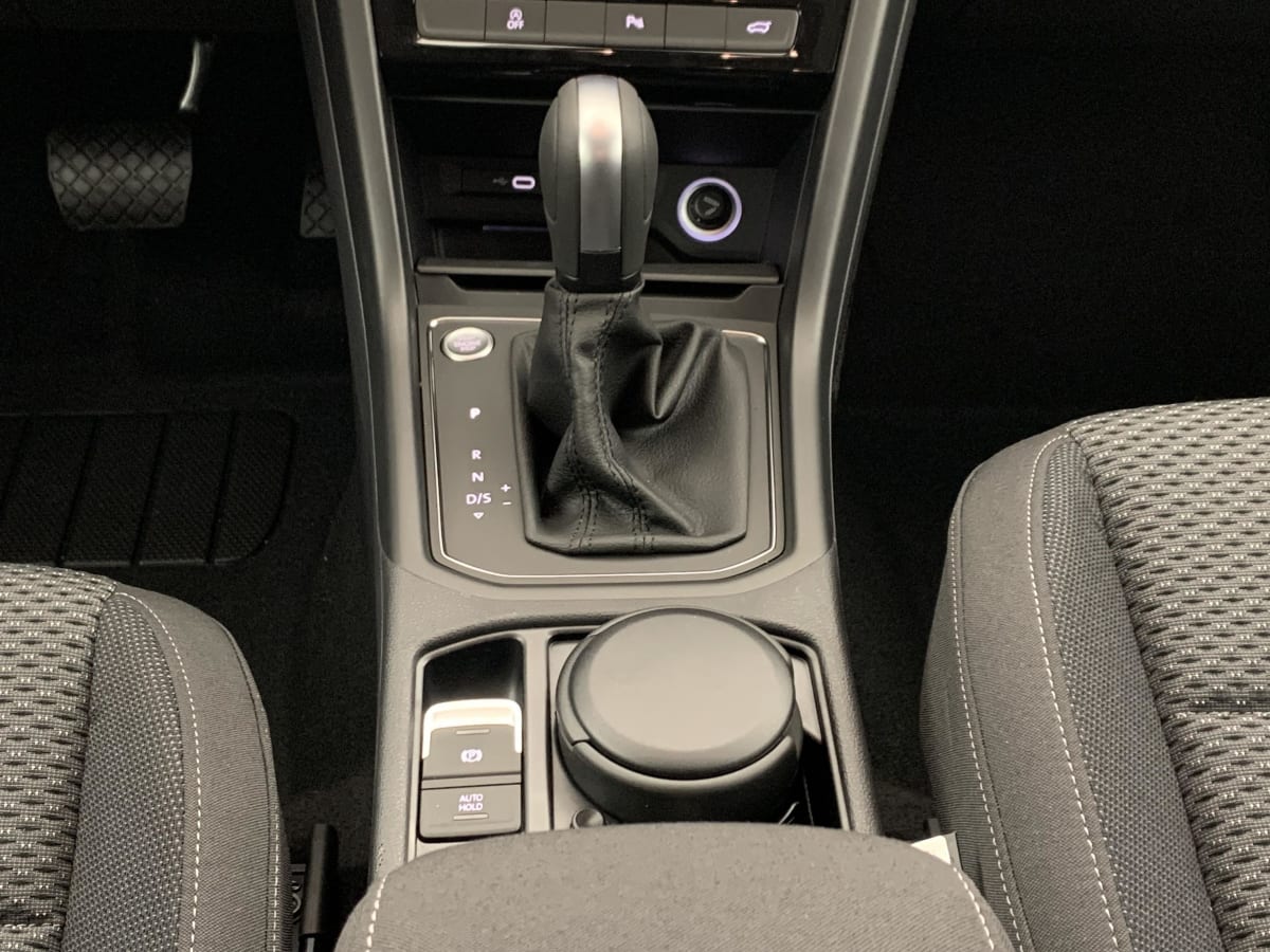 Volkswagen Touran - Image 36