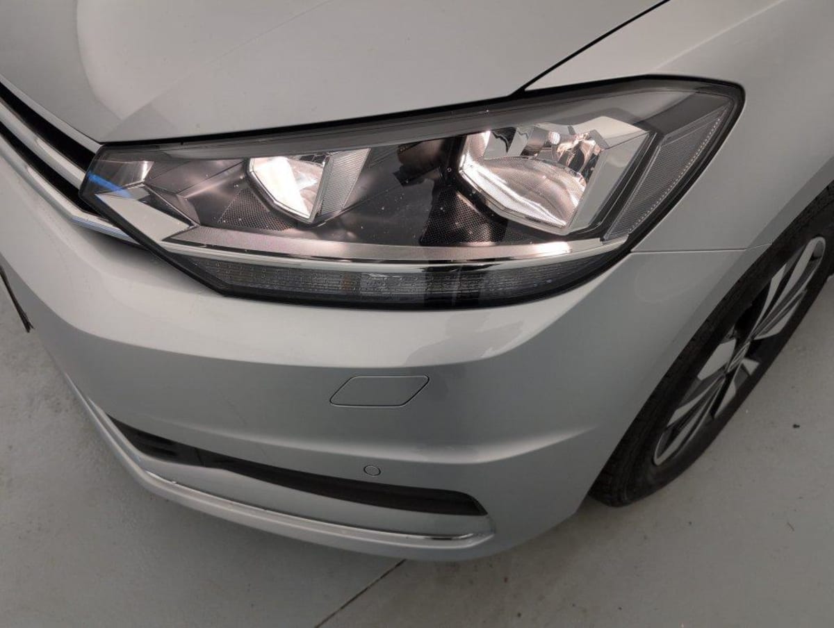 Volkswagen Touran - Image 23