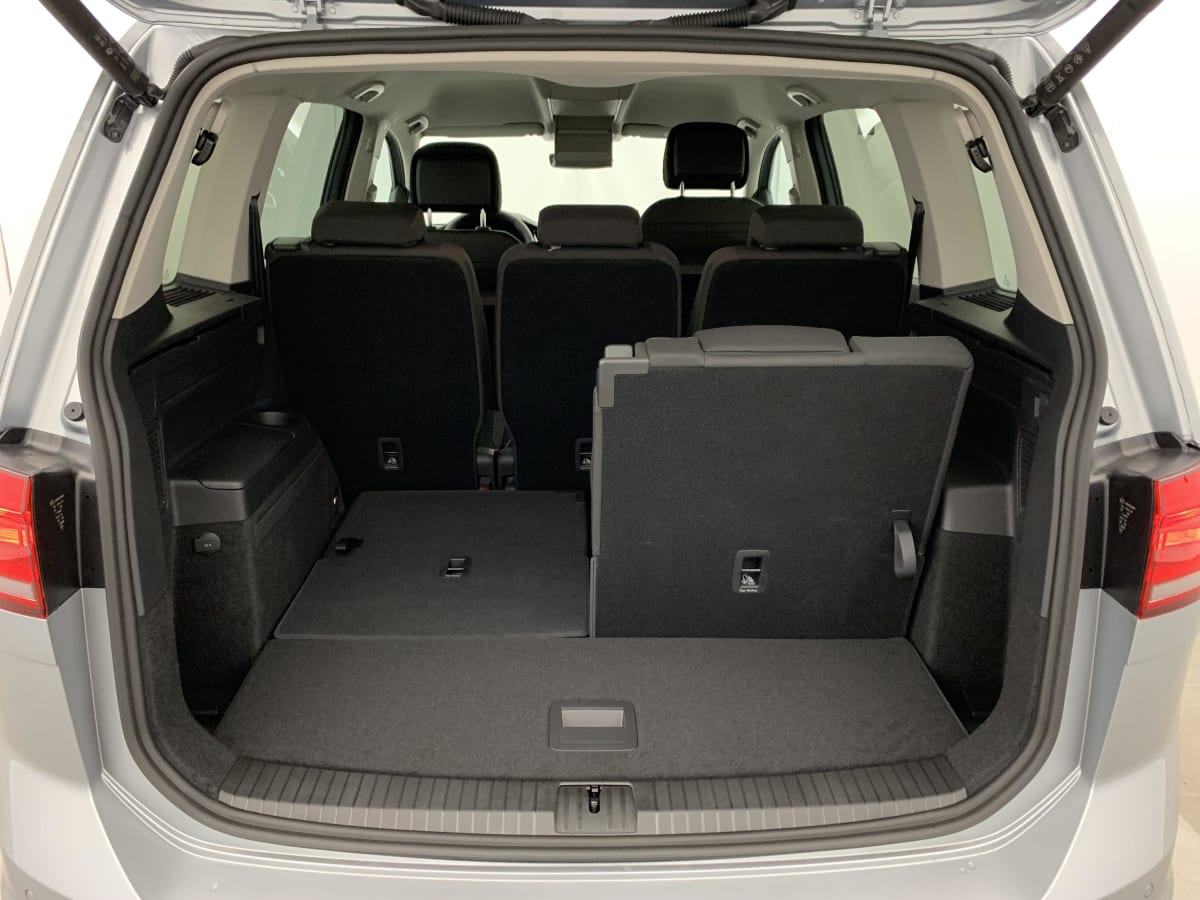 Volkswagen Touran - Image 31