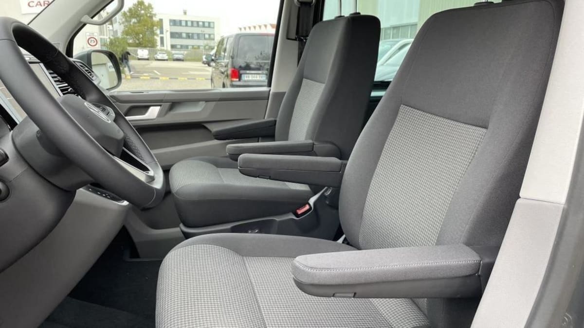 VOLKSWAGEN TRANSPORTER 6.1 V L1H1 2.0 TDI 204 DSG7 BUSINESS PLUS