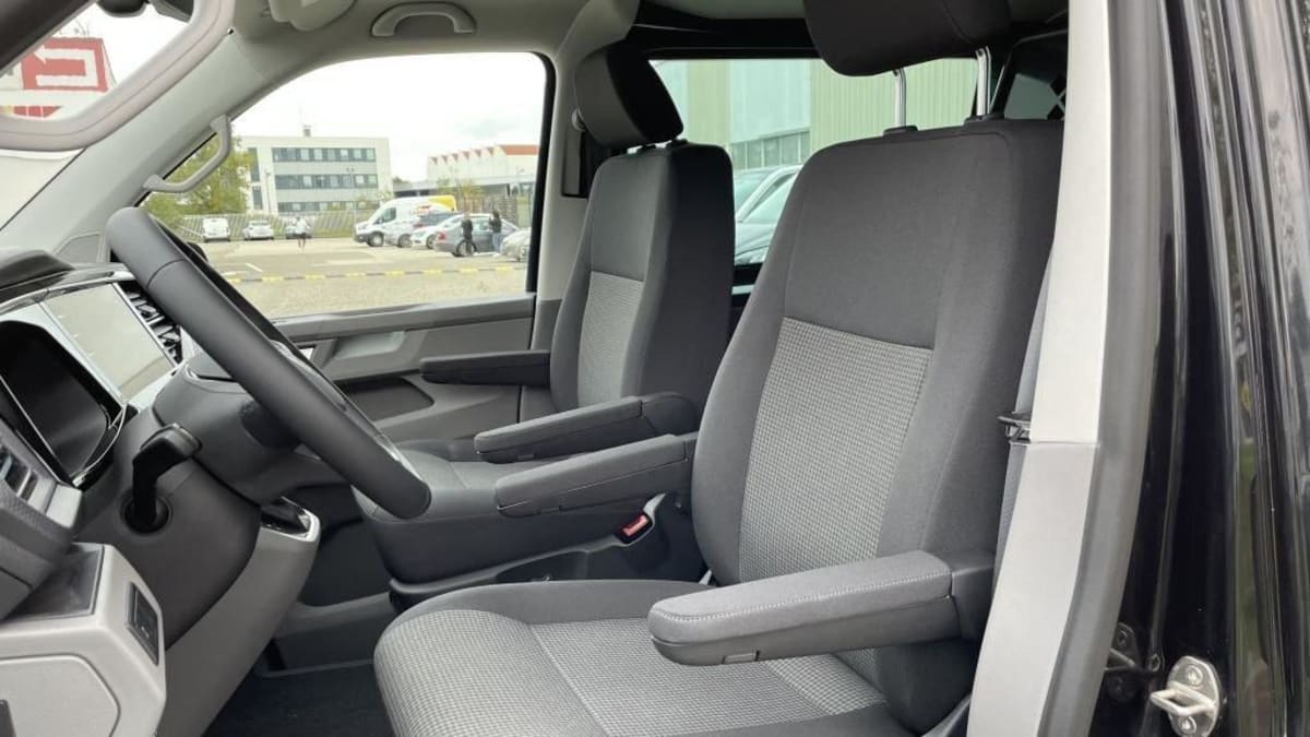 VOLKSWAGEN TRANSPORTER 6.1 V L1H1 2.0 TDI 204 DSG7 BUSINESS PLUS