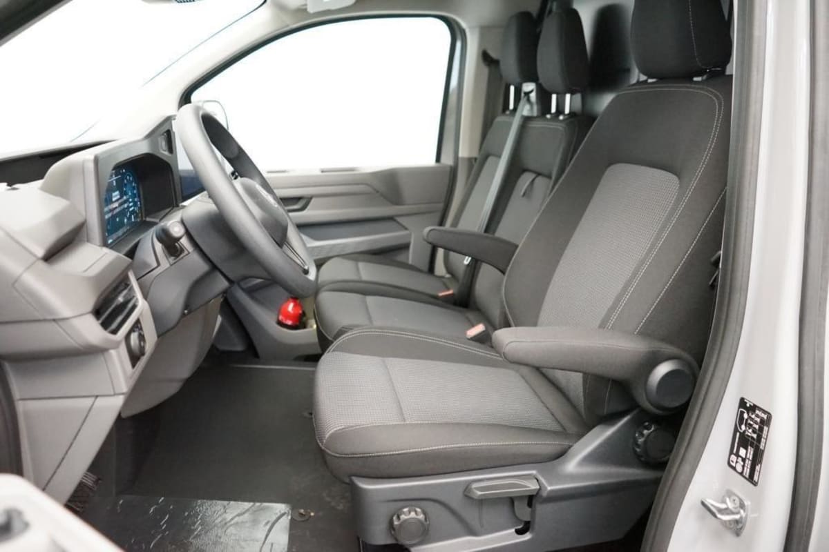 VOLKSWAGEN TRANSPORTER V L1H1 2.0 TDI 150 BVA8 BUSINESS