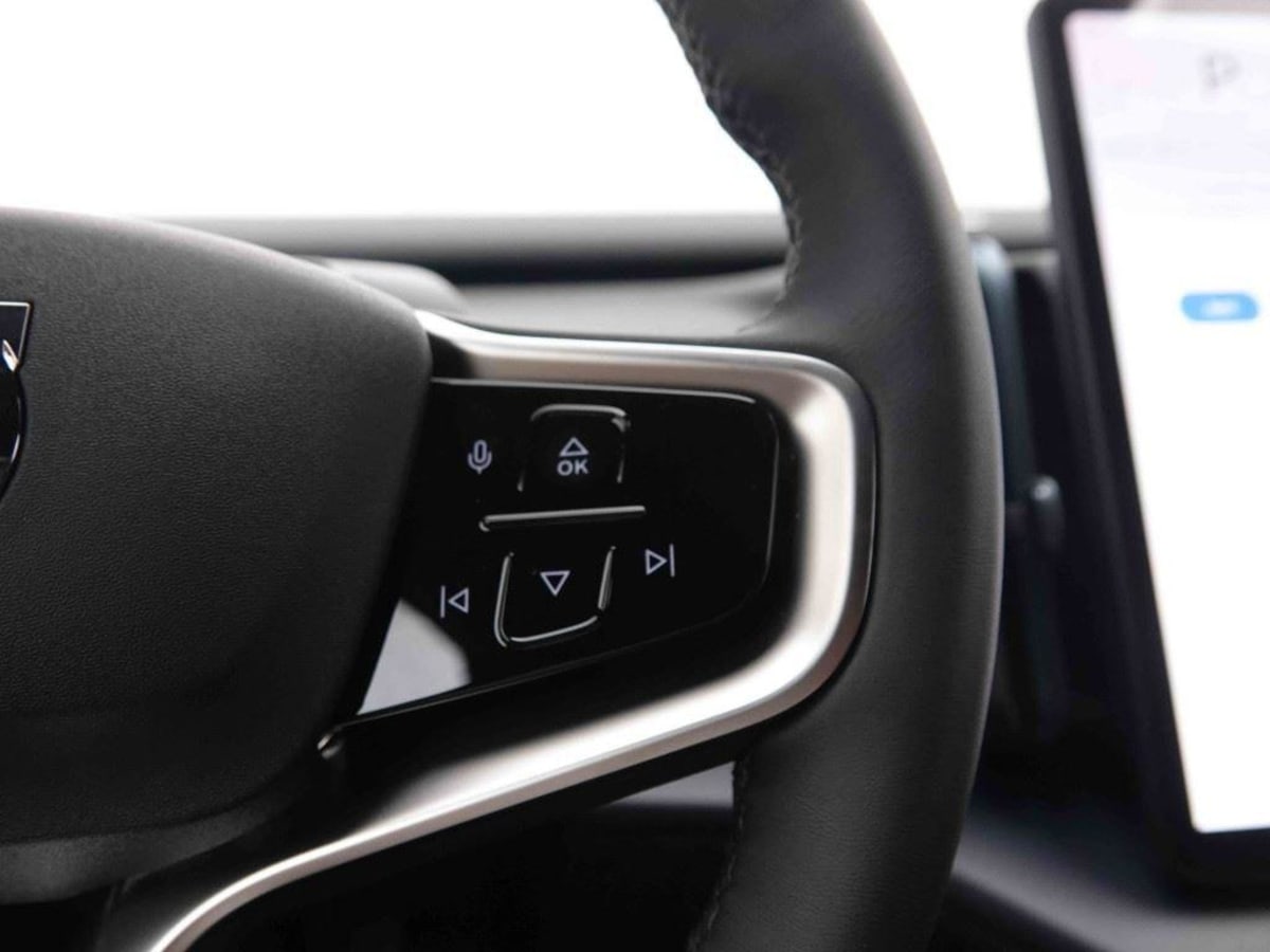 Volvo EX30 - Image 19