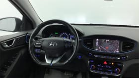 Hyundai Ioniq hybride tableau de bord