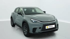 Lexus LBX hybride vue avant