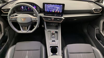 cupra leon tableau de bord