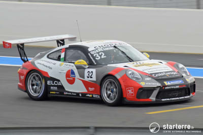 La 911 GT3 de Gianmarco Quaresmini en pleine course au Castellet