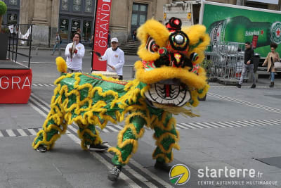 Danse du dragon avant le départ du The Sun Trip 2018