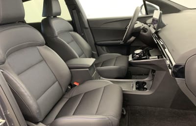 berline compacte MG MG4 vue sièges