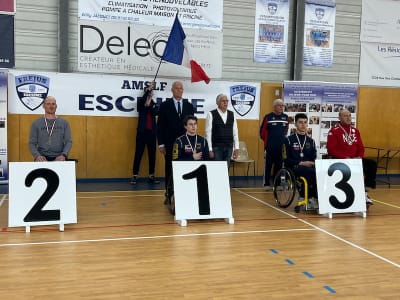 Quentin Fernandez-Anssoux podium escrime fauteuil