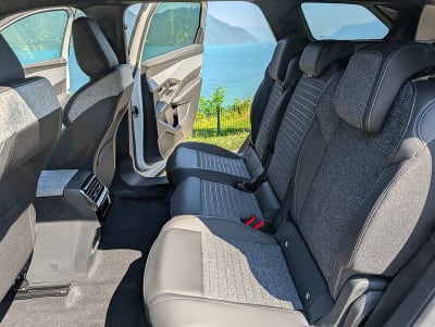 banquette arrière Peugeot 5008