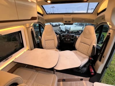 Campérêve Magellan 746 - salon