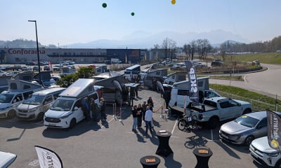 Parc automobile lors de l'évènement à Chambéry