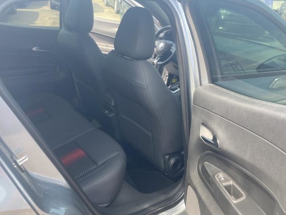 Alfa Romeo Junior 1.2 ibrida 145 speciale e-dct6 Gris