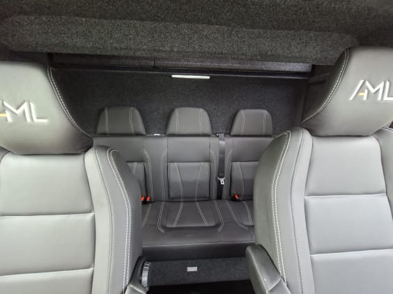 Ameline HARAS 5 PLACES RENAULT MASTER -  DCI 170 CV - 2.3 L - L4 -  BVM Gris Porsche Crayon