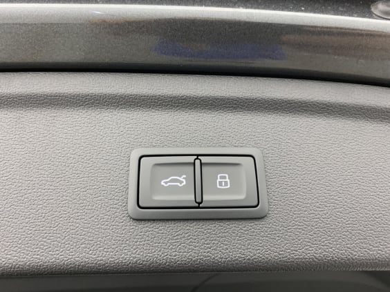 Audi A3 SPORTBACK NOUVELLE 45 TFSI E HYBRIDE RECHARGEABLE 272 S TRONIC 6 S LINE Gris Daytona