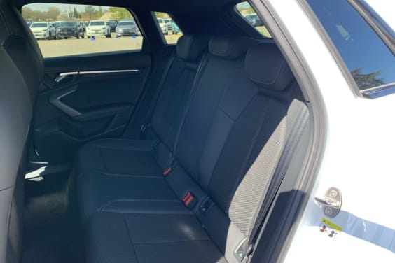 Audi A3 SPORTBACK NOUVELLE 45 TFSI E HYBRIDE RECHARGEABLE 272 S TRONIC 6 S LINE Blanc Arcona